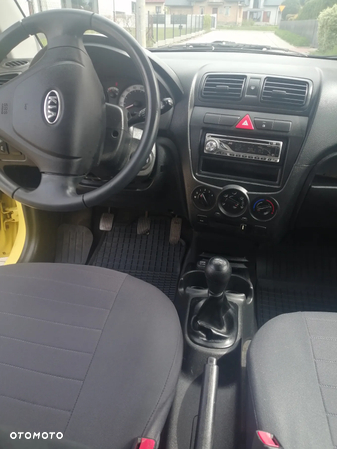 Kia Picanto - 13