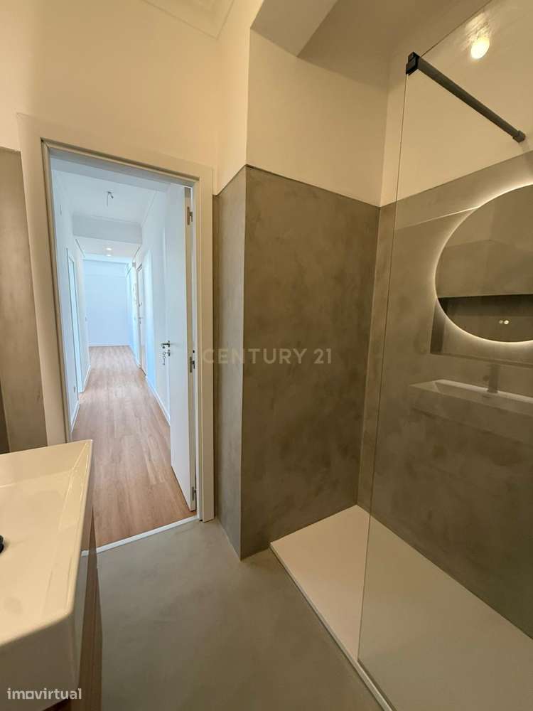 Apartamento T2 Remodelado na Amadora – Mina de Água – Pronto a Habitar - Grande imagem: 4/24