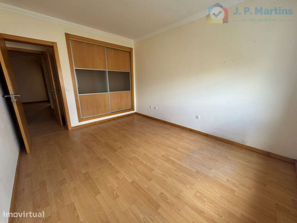 T3 c/ parqueamento e arrecadação, Lavradio (Barreiro)-17