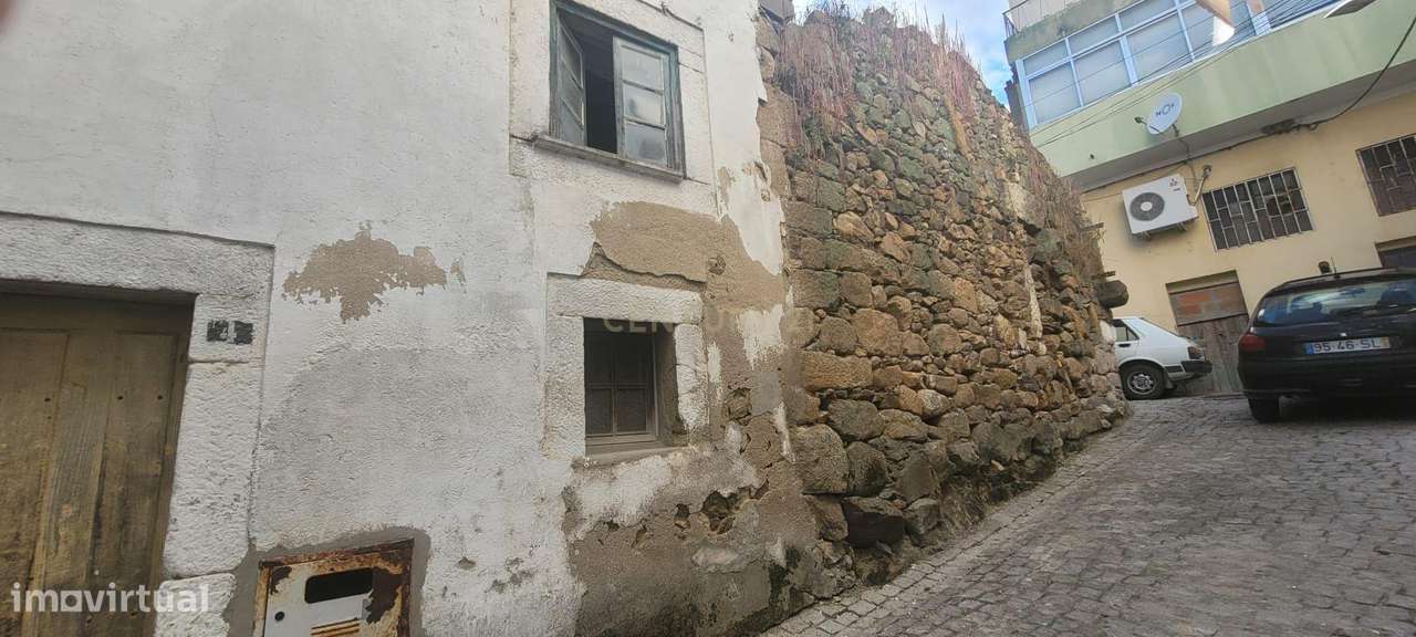 Moradia em Ruínas- Fundão - Grande imagem: 5/5