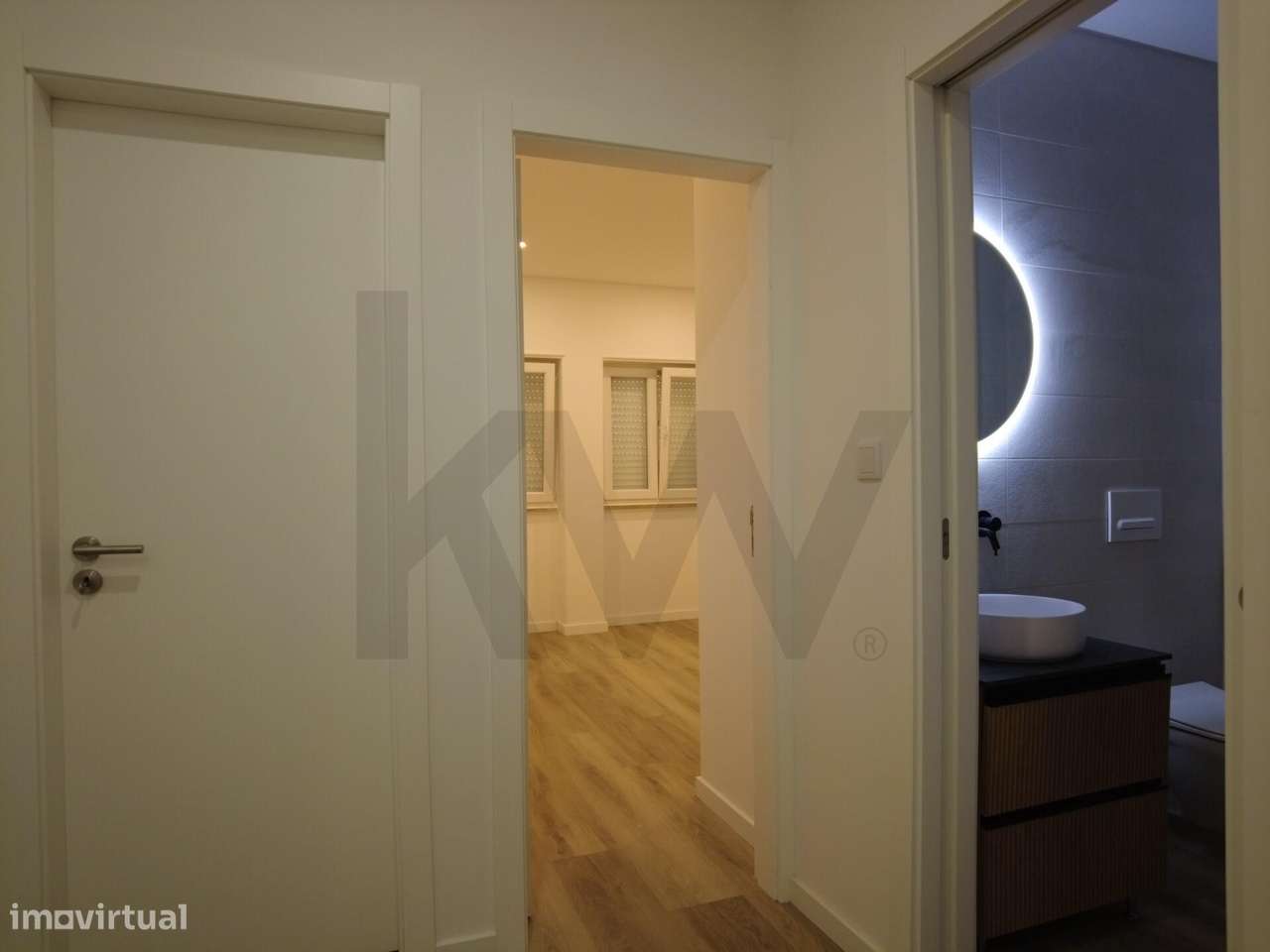 Apartamento T2, remodelado, Barreiro-6