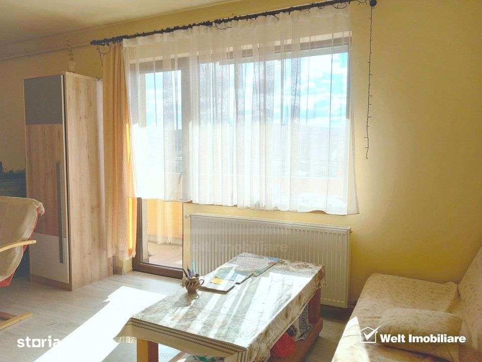 De vanzare apartament cu 2 camere mobilat - Imagine principală: 1/12