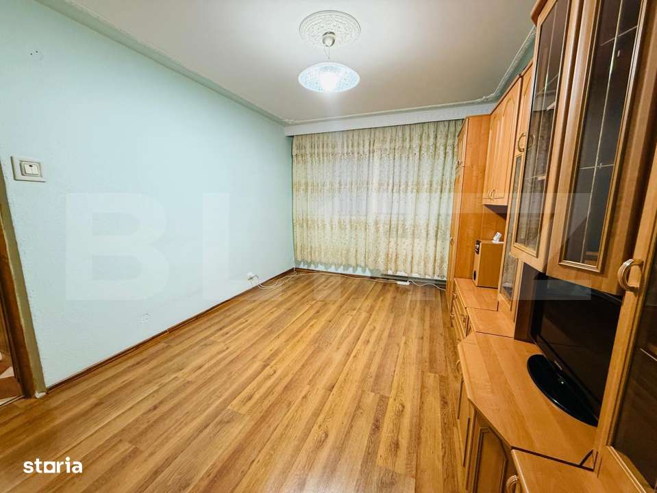 Apartament cu 2 camere, decomandat, zona Astra - Imagine principală: 2/9
