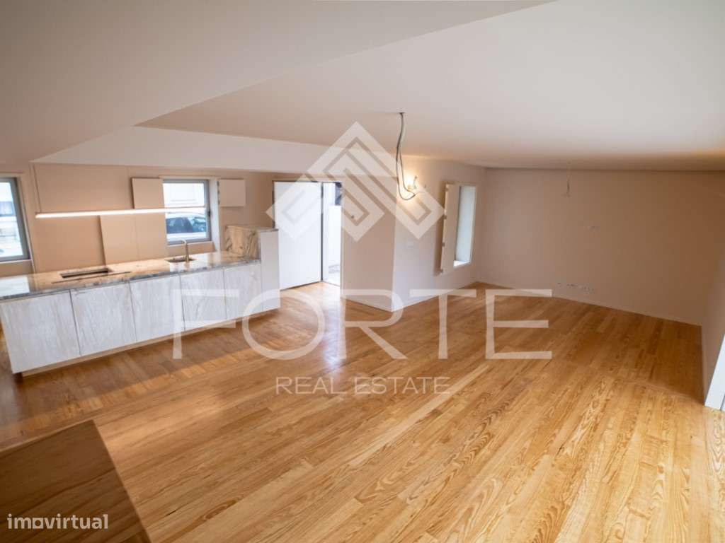 T3 com Piscina em Plena Cidade de São João da Madeira-4