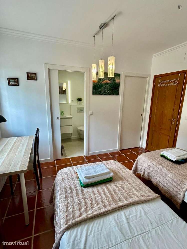 Quarto - localizado em Cascais Lisbon - Grande imagem: 4/10