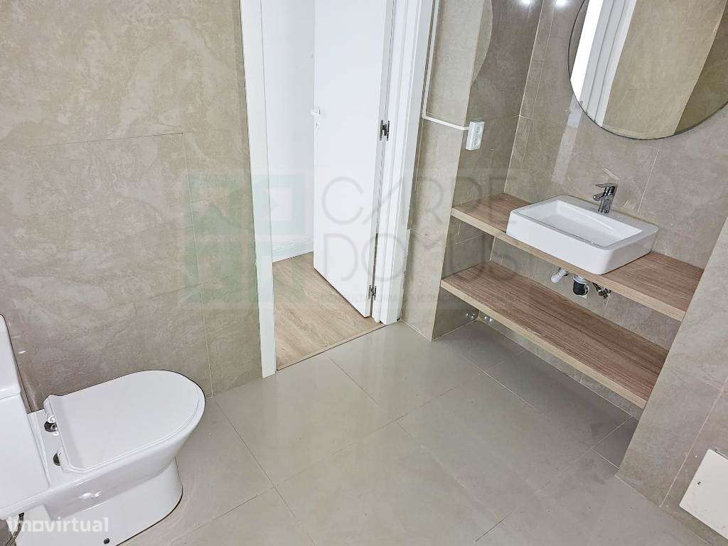 Espaçoso apartamento T3 na Ramada, Odivelas - Grande imagem: 3/50