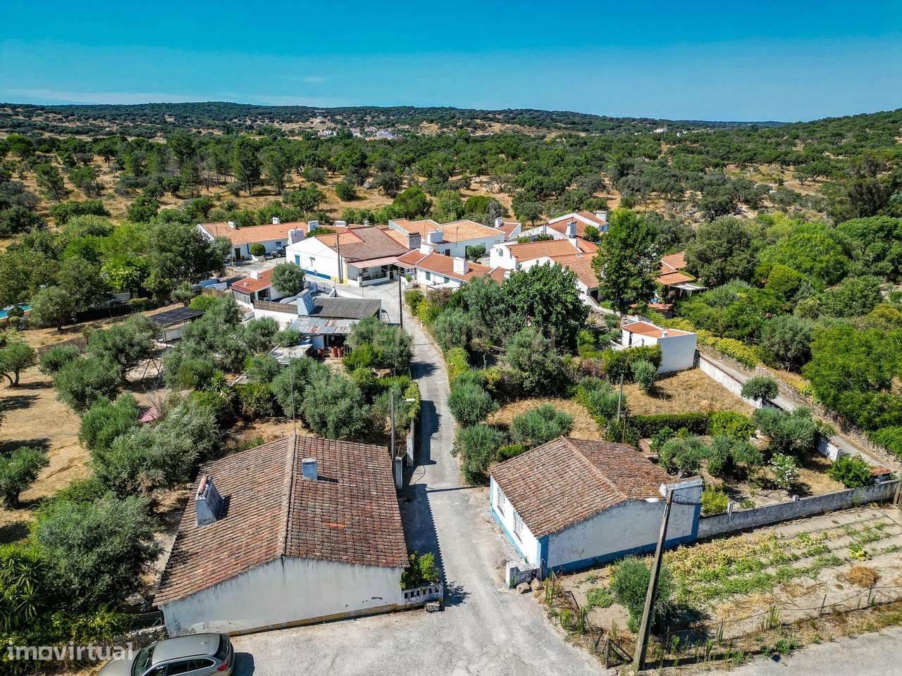 Moradia Térrea com Terreno de 950 m² a Apenas 8 km de Évora-33