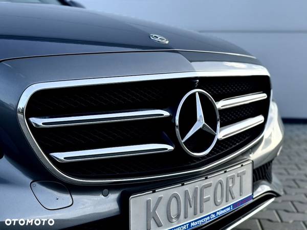 Mercedes-Benz Klasa E 200 d T 9G-TRONIC Exclusive - 13