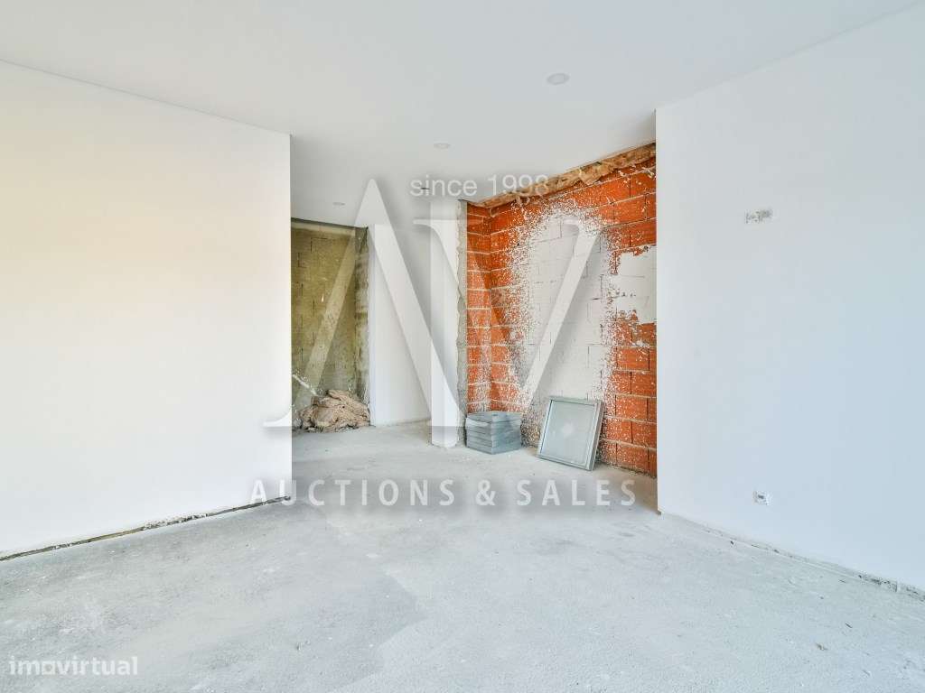 Moradia de luxo, V4, térrea, isolada e com piscina-17