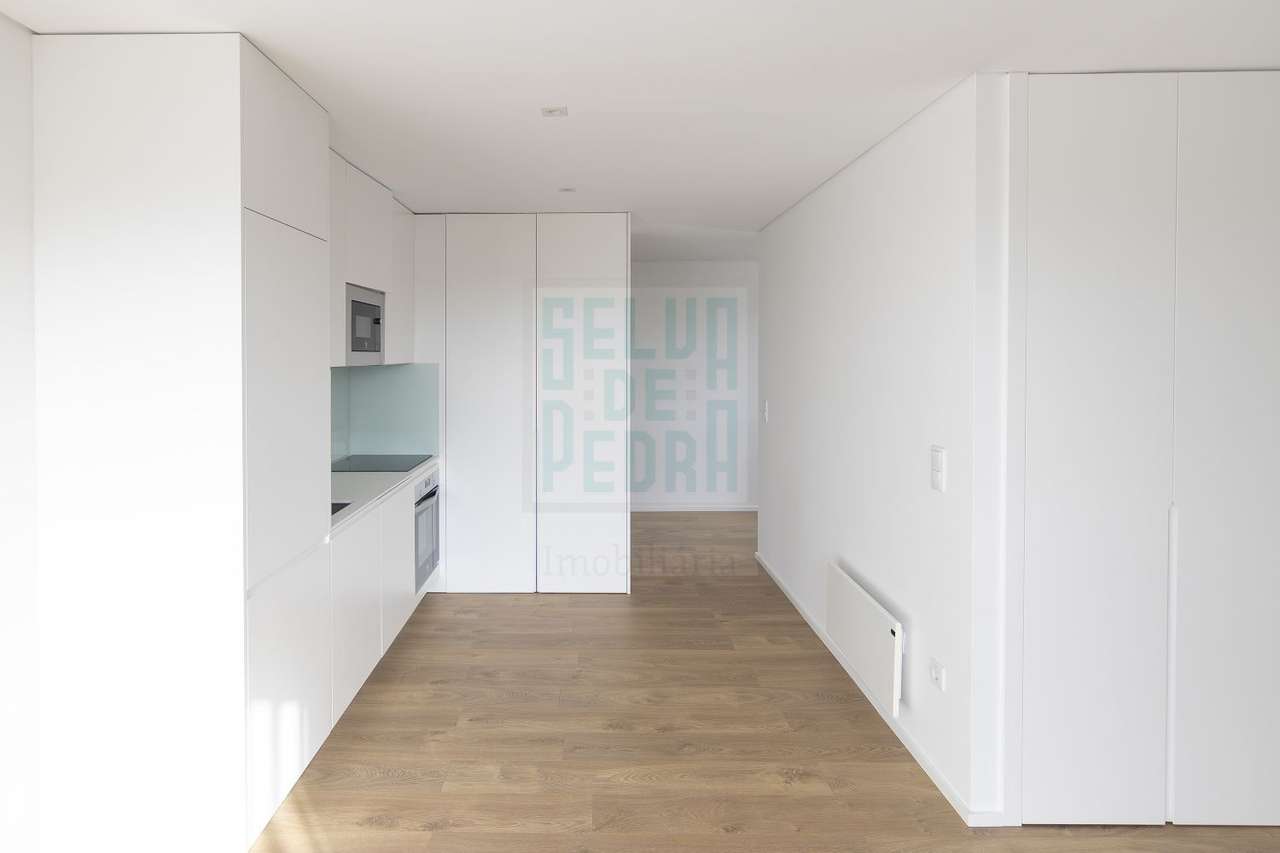 T0 Novo c/ Garagem Polo Universitário do Porto - Grande imagem: 4/12