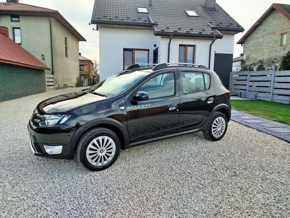 Dacia Sandero II TCe 90 S&S Laureate 2015
