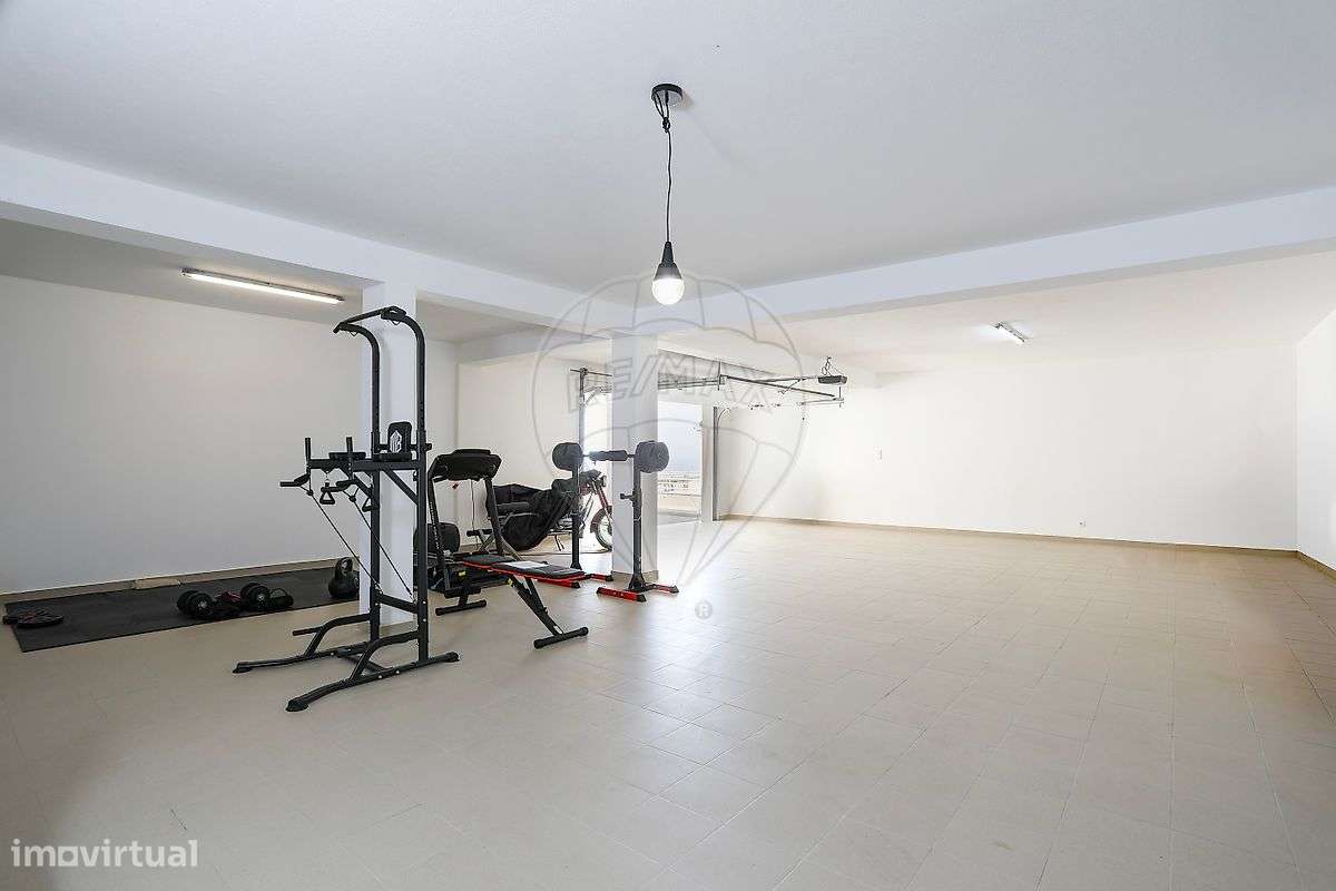 Moradia T4 para venda-42