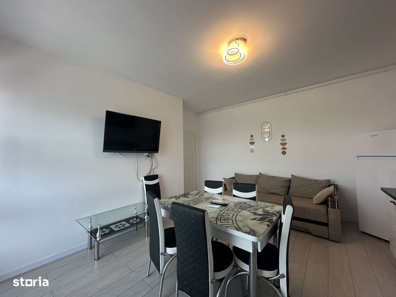 Agentia imob VIGAFON inchiriaz apartament 3 camere Valeni-Real Resort - Imagine principală: 4/8