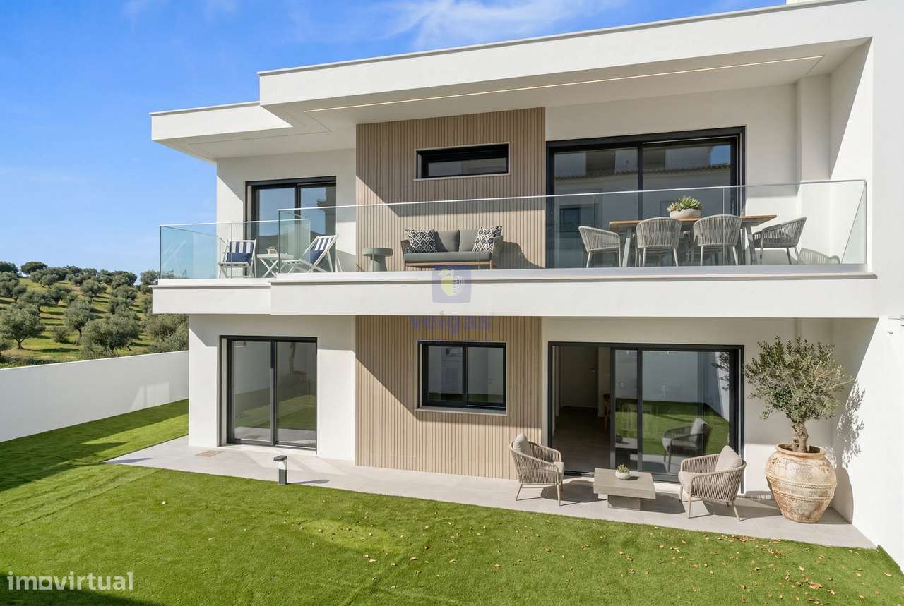 Moradia T5 Contemporânea com Piscina Aquecida – Santa Iria da Azóia-8
