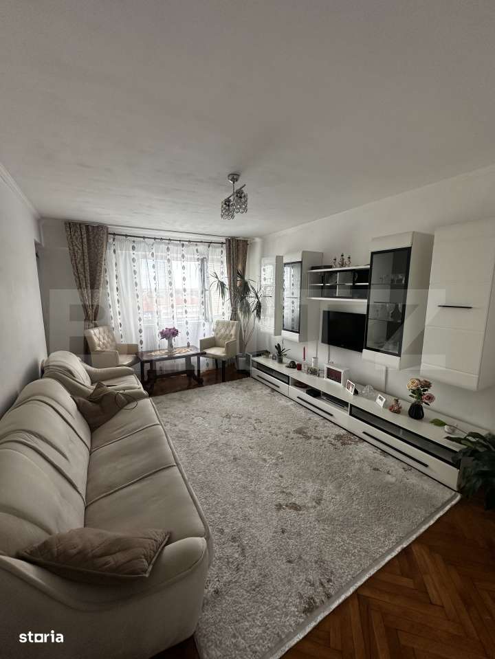 Apartament de vanzare, cu 2 camere, 60 mp, zona Micro 15 - Imagine principală: 1/6