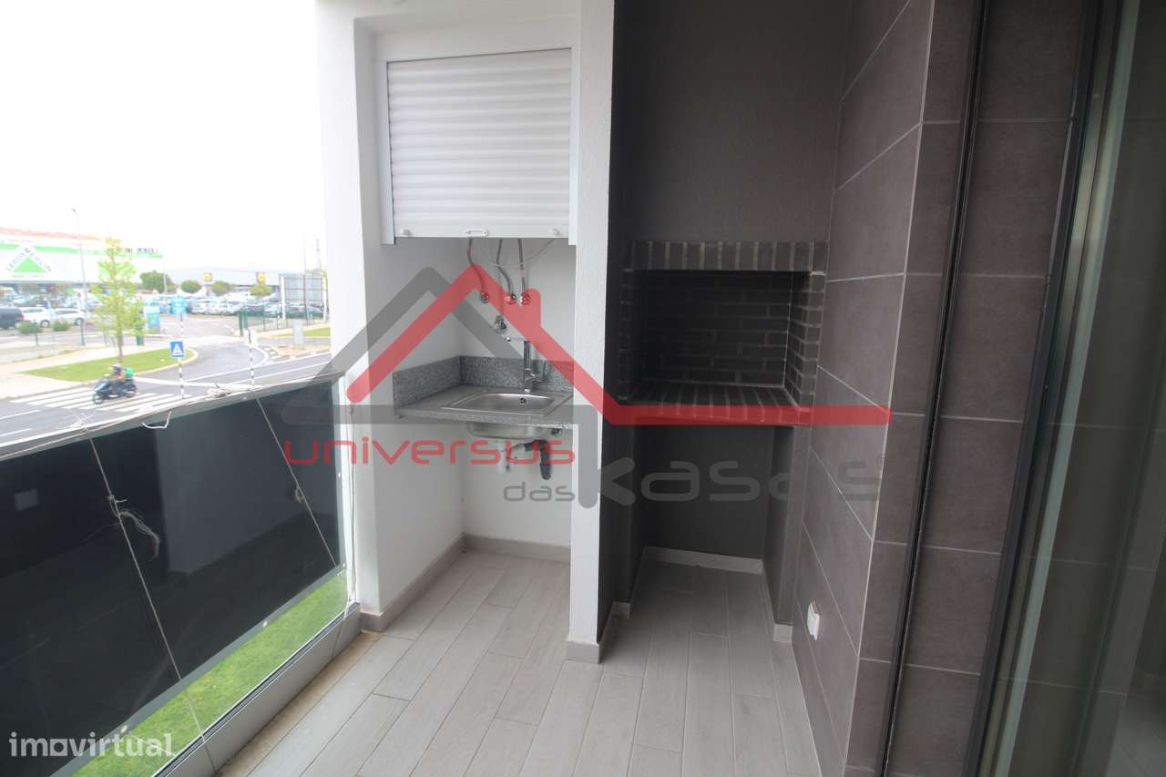 Apartamento Novo T3+1 com Garagem no Montijo-10