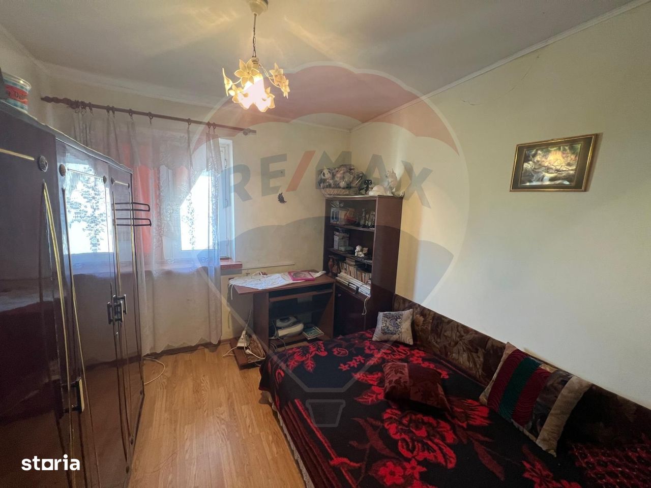 Apartament cu 3 camere în zona Sud