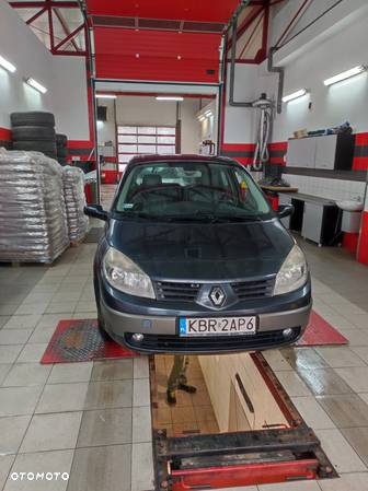 Renault Scenic - 5