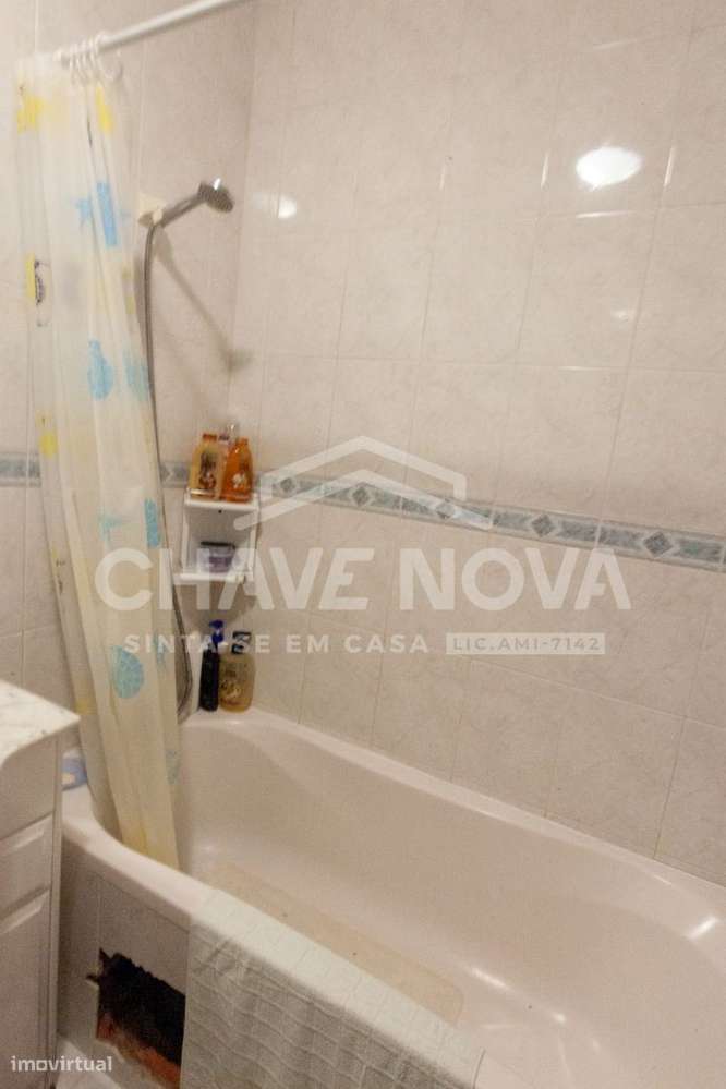 Apartamento T1+1 na Madalena-20