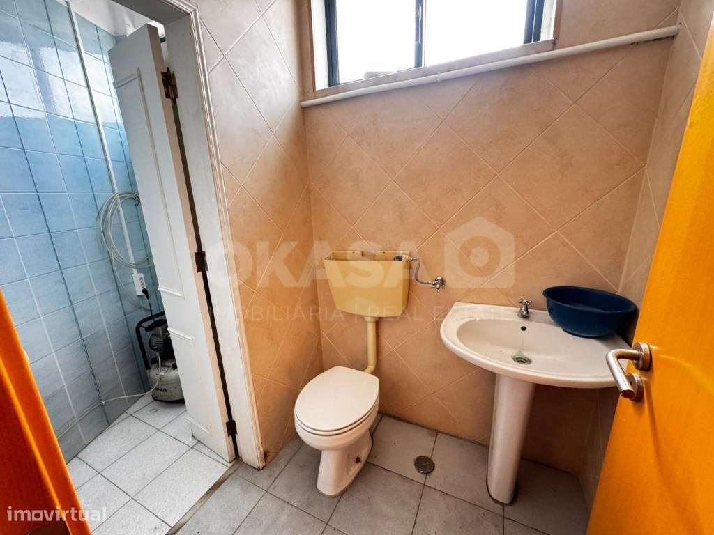 Loja, Quinta do Anjo, Setubal-11