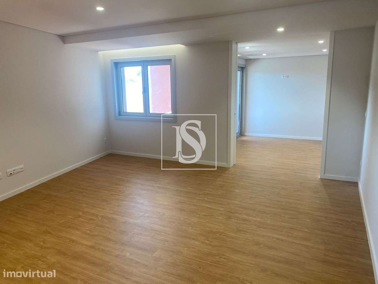 Apartamento T3+1 com 221m² totalmente remodelado – Centro de Barcelos - Grande imagem: 5/24
