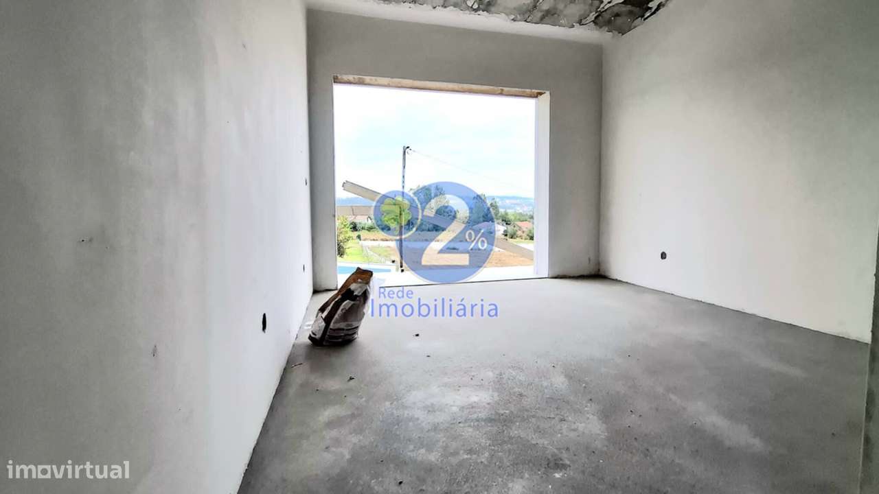 Moradia T3+1 em construção-28