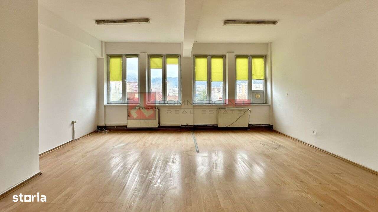 Suprafata generoasă Zona sp. Județean - Imagine principală: 2/15