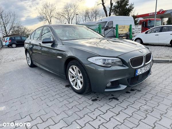 BMW Seria 5 530d xDrive Luxury Line - 17