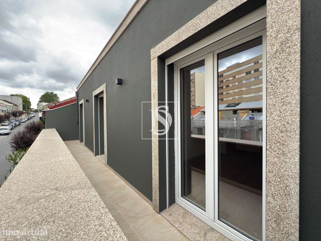 Apartamento T3 no centro de Braga com elevador e garagem para 2 viatur - Grande imagem: 2/18