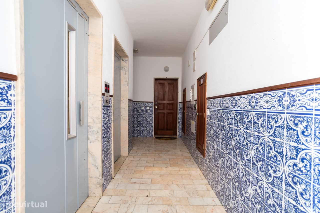 Apartamento T2 com Vista Mar e Conforto Familiar em Lagos!-24