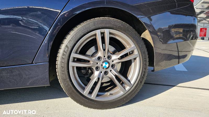 BMW Seria 3 330i xDrive Aut. Sport Line - 7