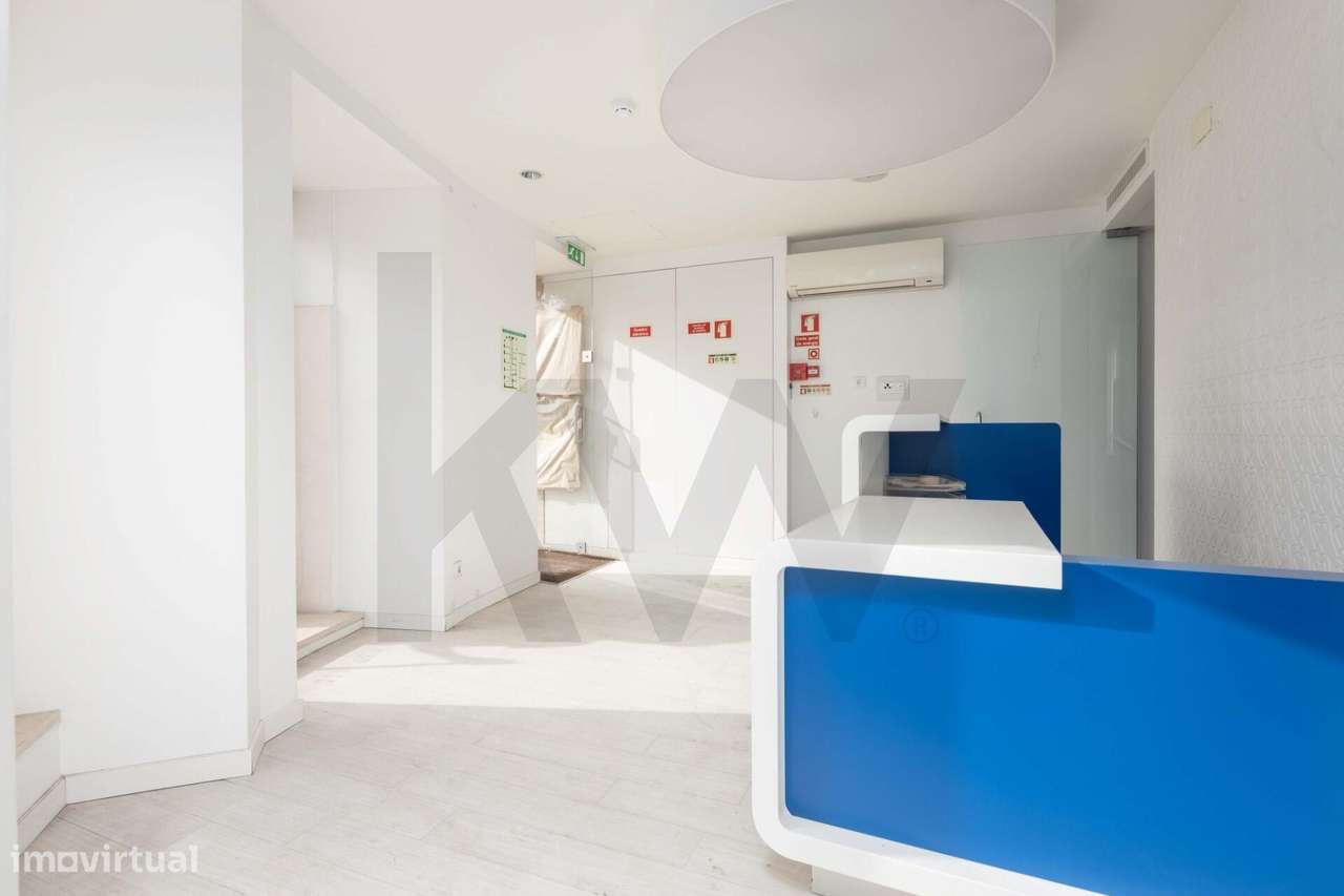 Loja para Investimento – Campo Pequeno, Lisboa - Grande imagem: 4/17