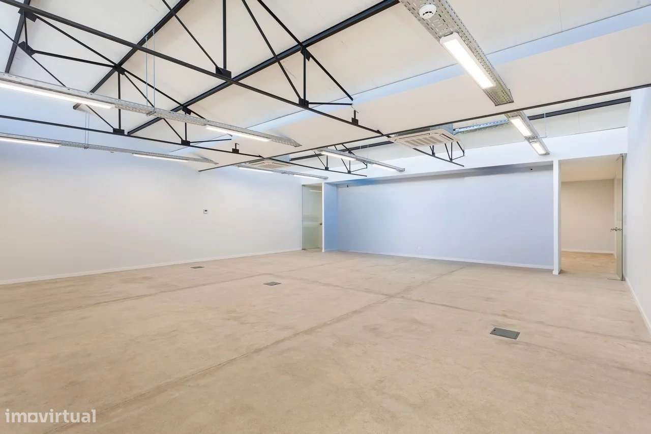 Escritório Amplo na Rua Ferreira Dias, junto ao Metro e VCI - Grande imagem: 5/31