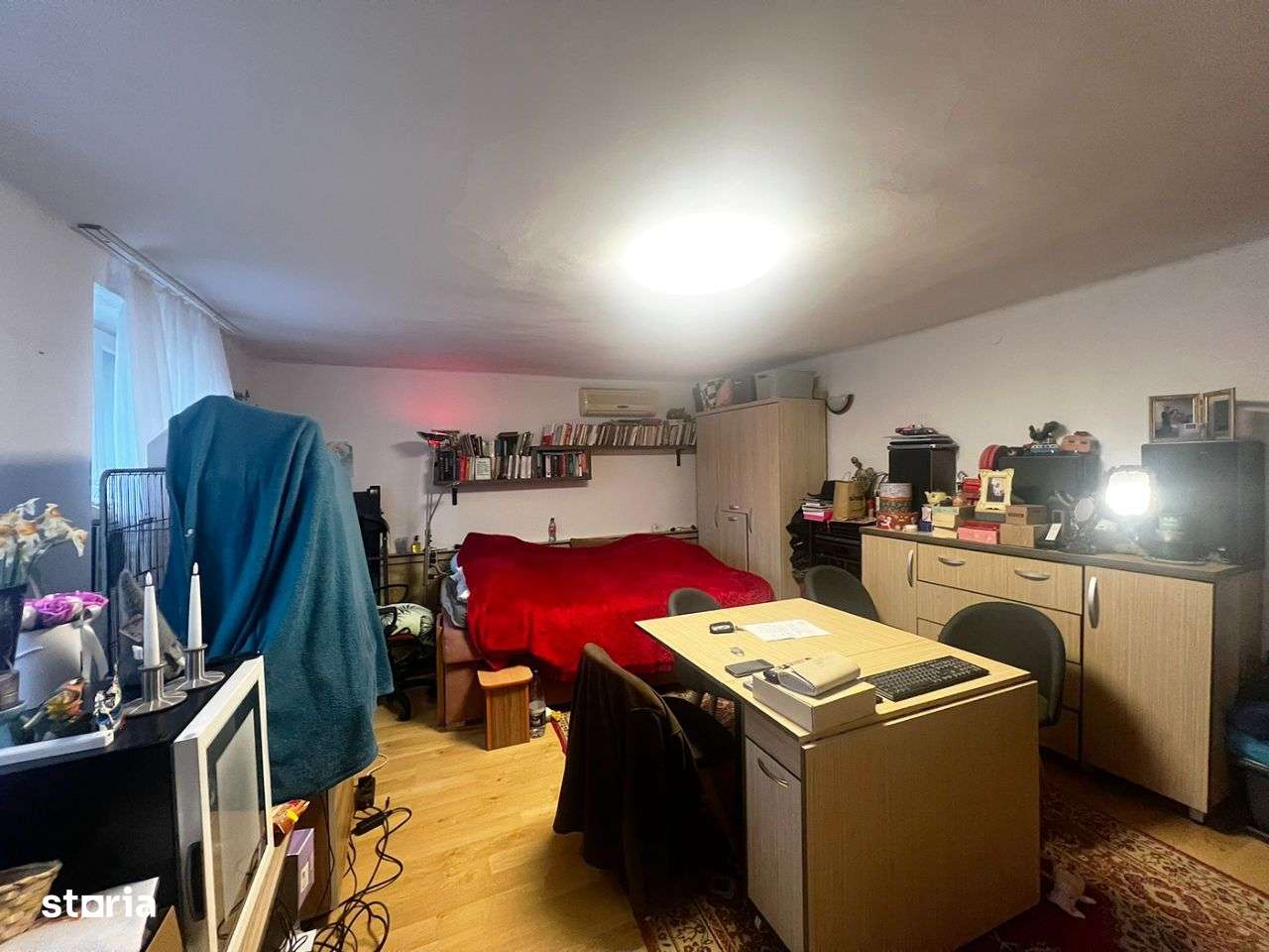 Casa cocheta in inima orasului - IMOBIHOR - Imagine principală: 3/8