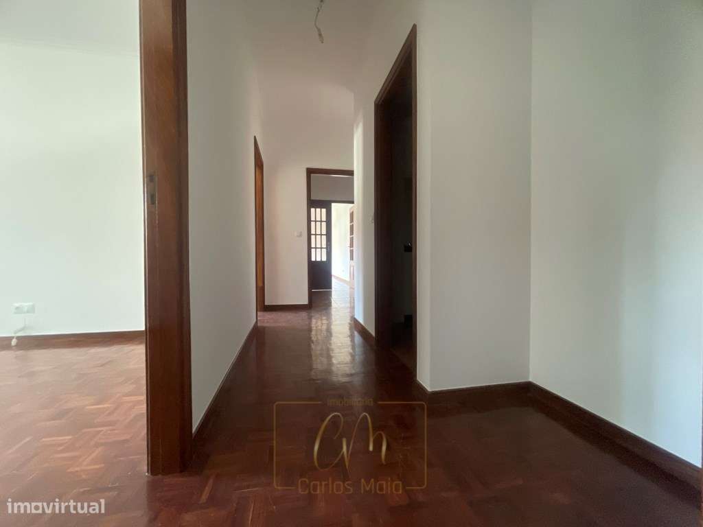 Apartamento T3 com lugar de garagem e arrumos fechados em Modivas, ...-15