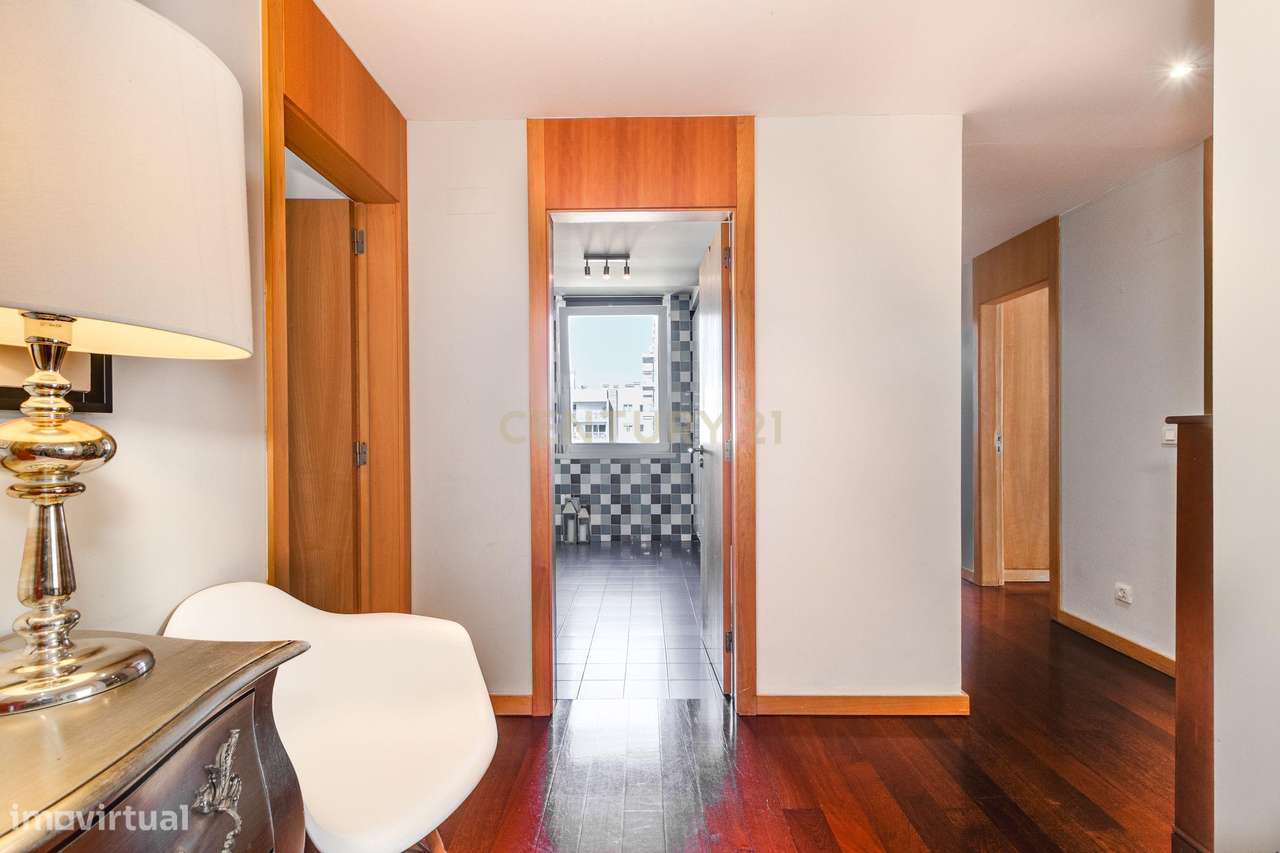 Apartamento T3 no Edifício Dolce Vita-7