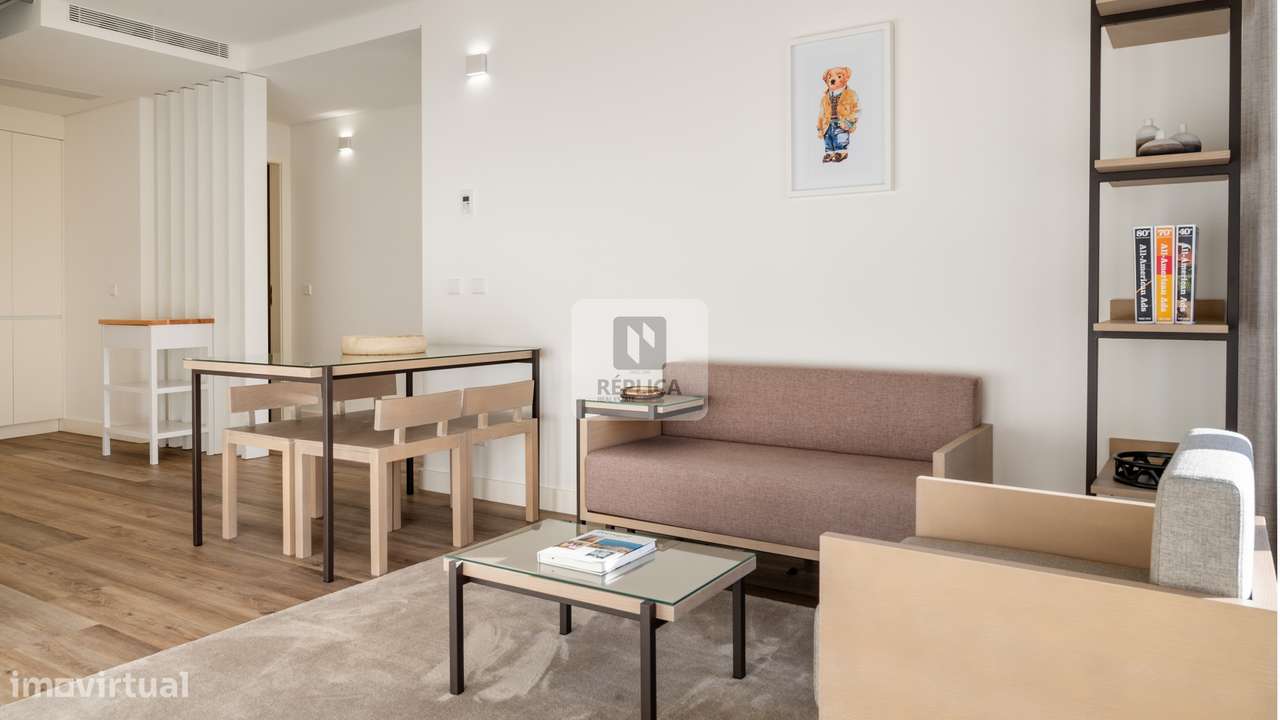 Moradia T2 Duplex com Varanda e Terraço no Fervença Palace - Grande imagem: 5/30