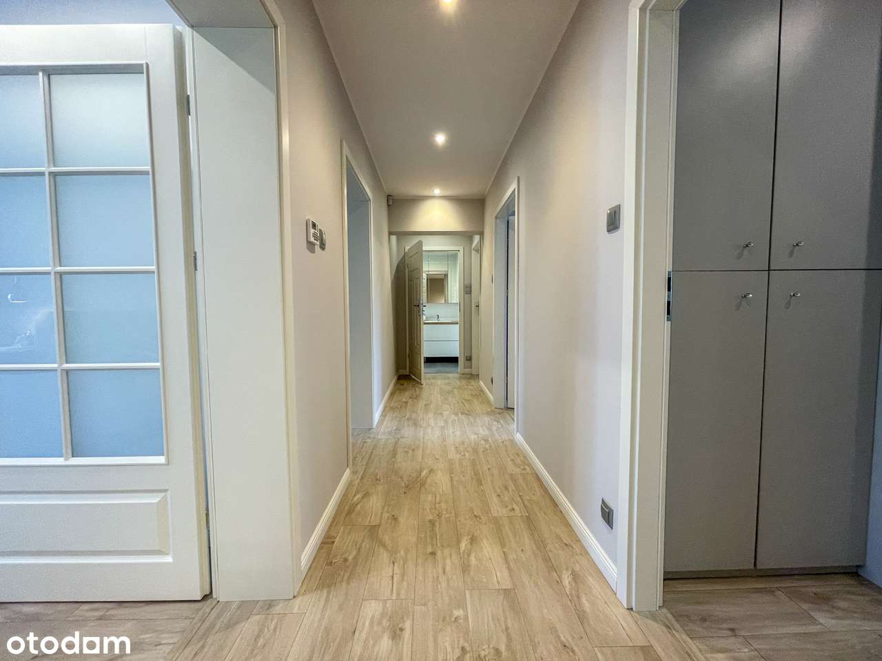 Stylowy i przestronny dom | 3 niezależne pokoje | ogród | garaż-10