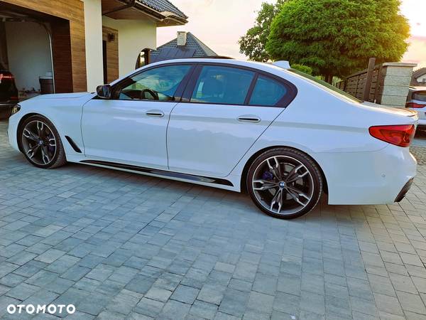 BMW Seria 5 M550i xDrive sport - 7