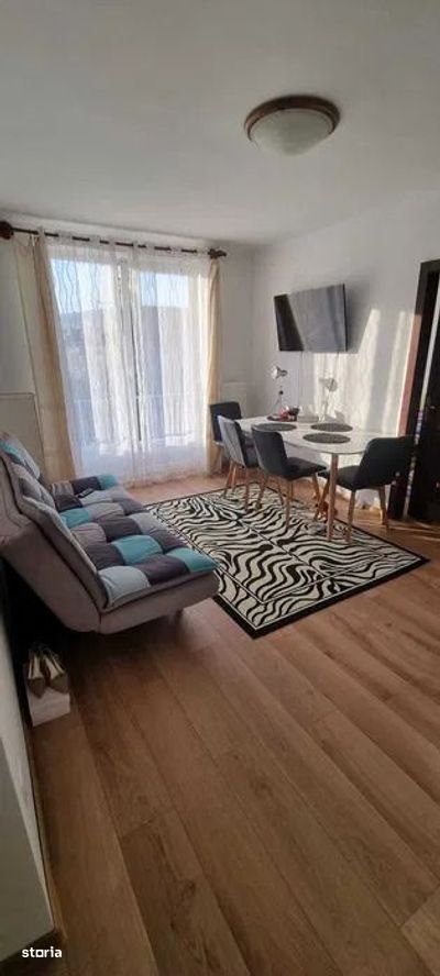 Apartament cu 2 camere, spre inchiriere, in centrul orasului