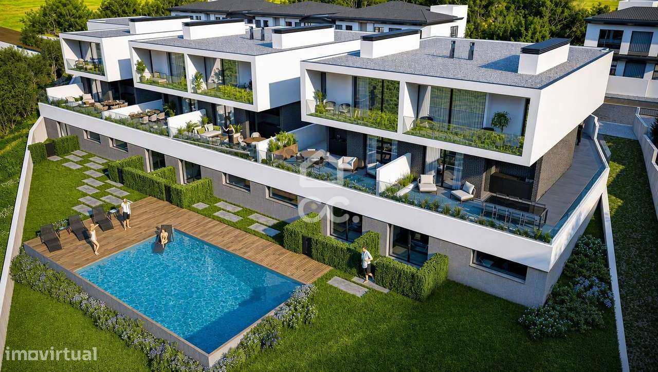 Moradia T3+1 nova, com jardim e terraço, em condomínio privativo com p-1