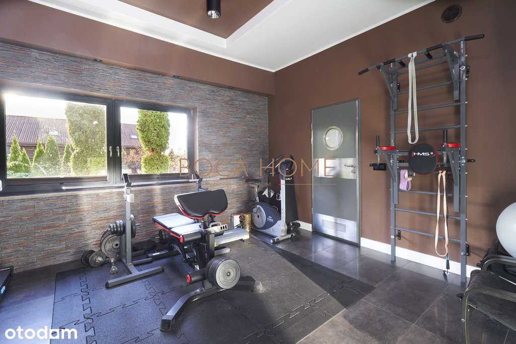 Obiekt na Mazurach z linią brzegową jeziora Roś-18