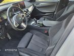 BMW Seria 5 520d Sport - 12