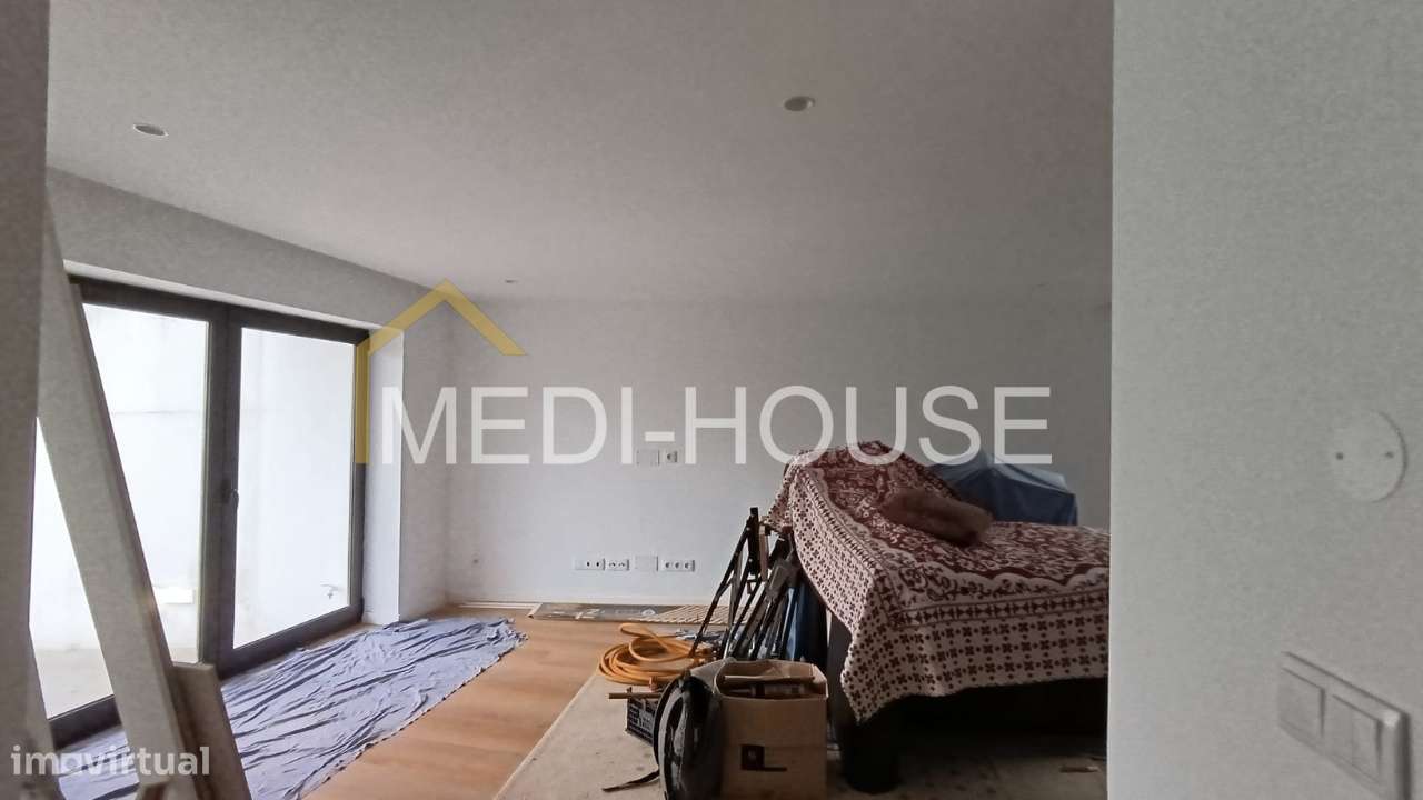 MORADIA NOVA EM APÚLIA – O SEU REFÚGIO JUNTO AO MAR!-7