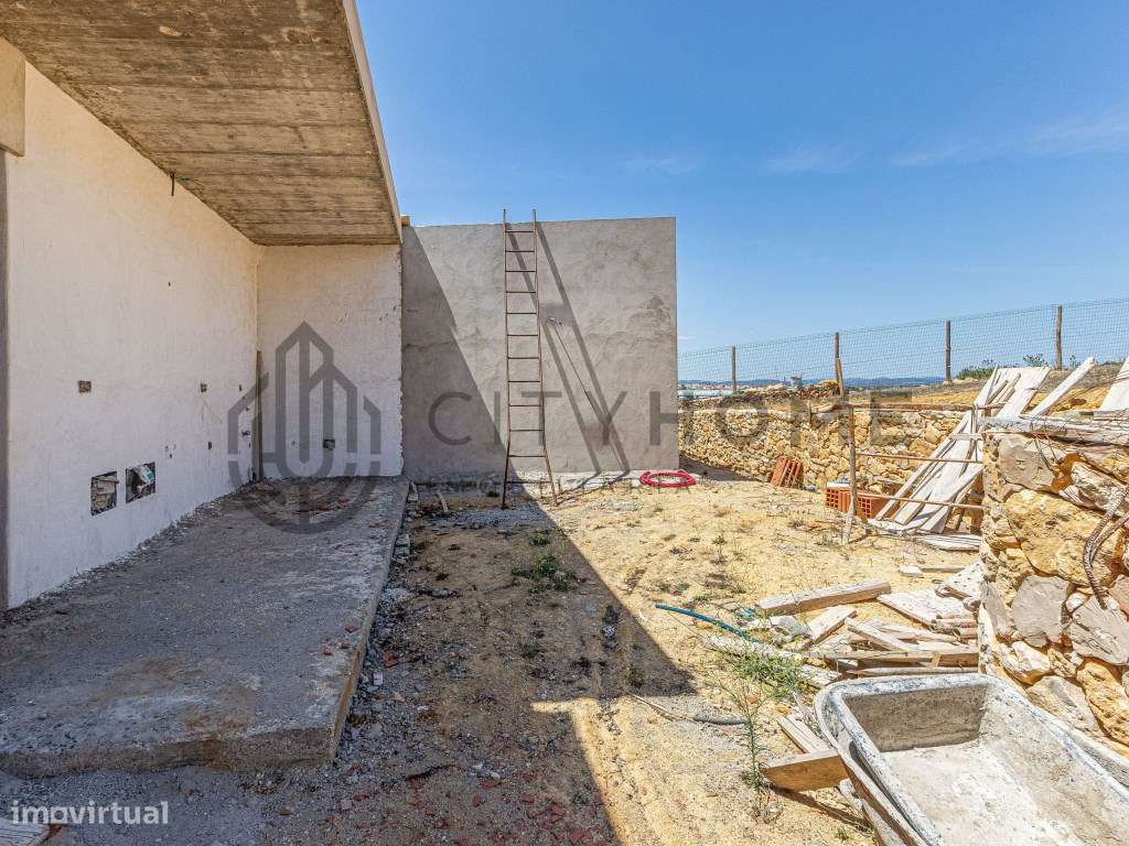 Moradia T3 - Térrea em construção no campo - Vistas deslumbrantes - Grande imagem: 5/39