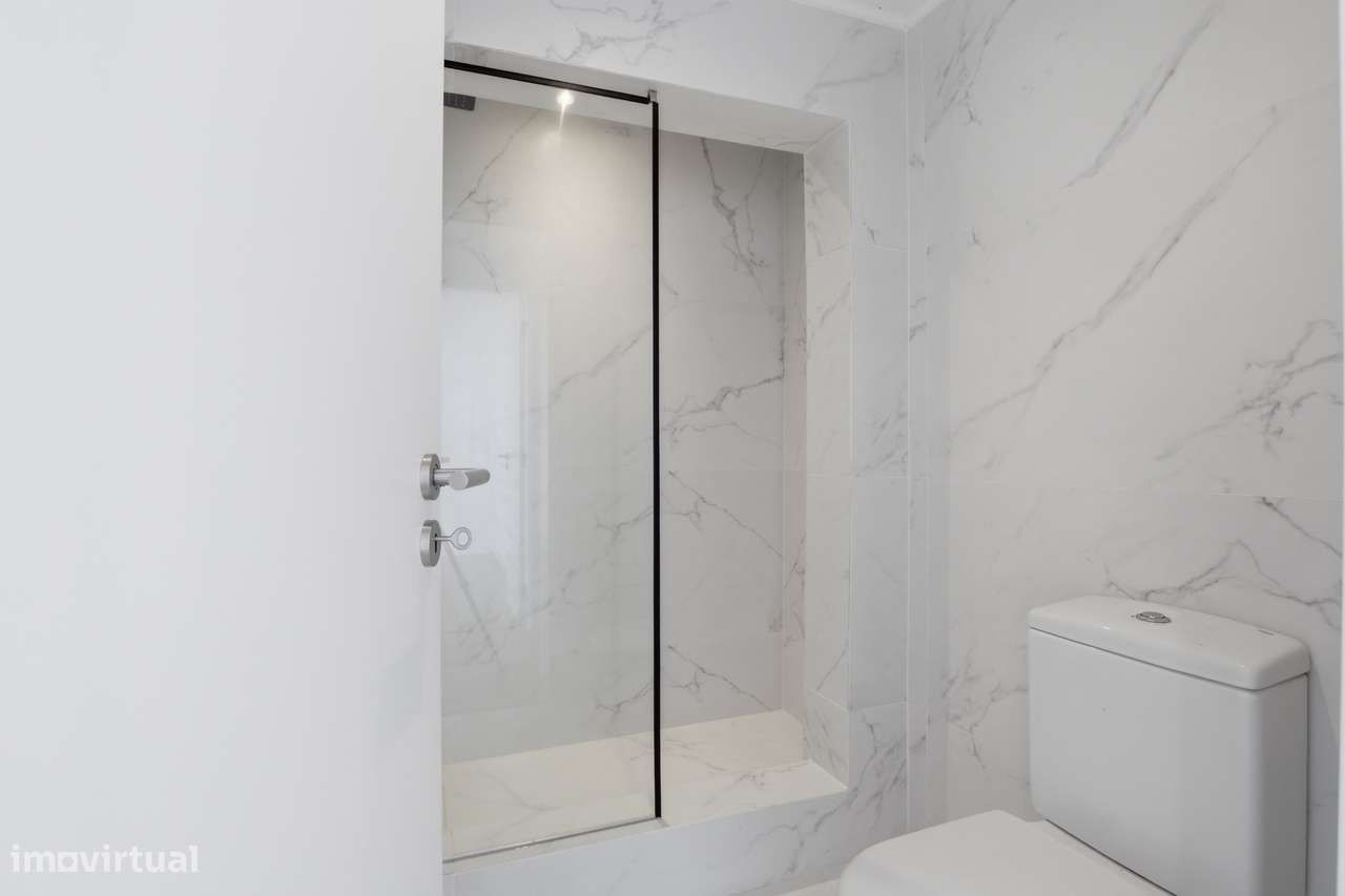 MORADIA T6 COM PISCINA | CHARNECA DE CAPARICA - Grande imagem: 4/60