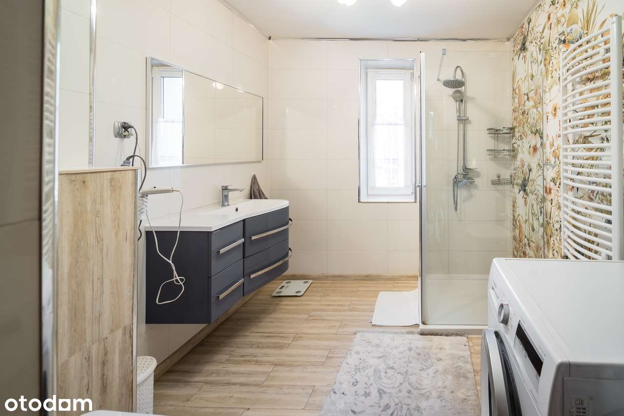 Dom wolnostojący z szybkim wyjazdem na A4, garaż, duży ogród-7