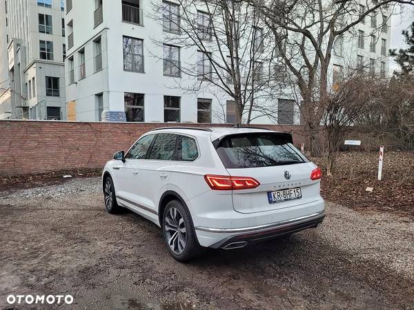 Volkswagen Touareg 3.0 V6 TDI SCR 4Mot Elegance - 2