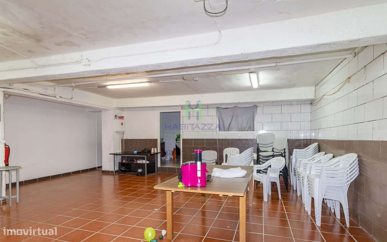 Espaço comercial de 323 m2, em Lagos-9