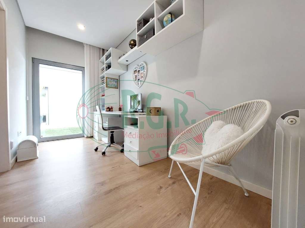 Moradia T3+1 Térrea | São Cosme | 10 min Porto-39